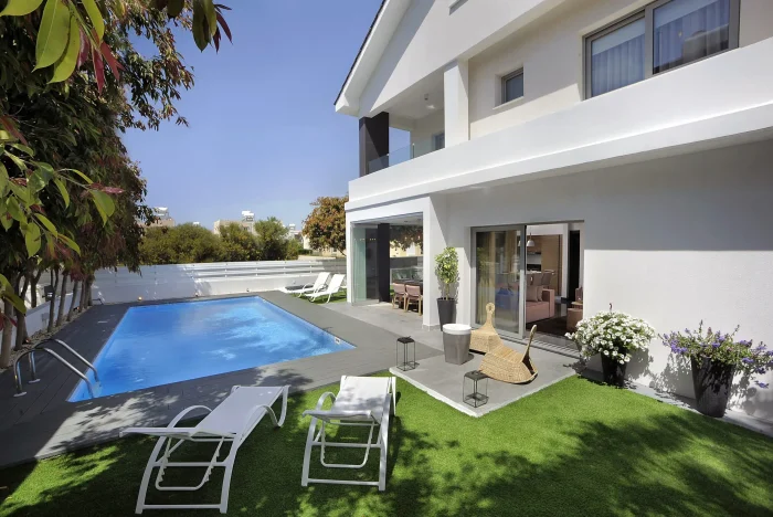 1.The-Lighthouse-Villas-showhouse-1-scaled