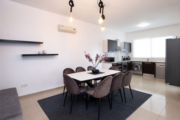 Dinning Area (2)